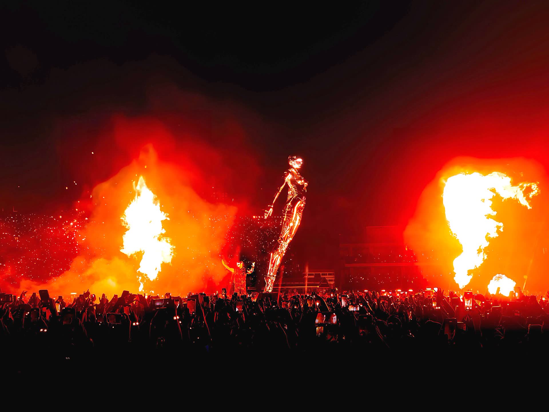 The Weeknd на стадионе